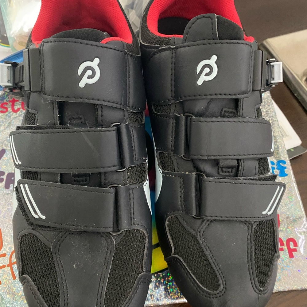 Peloton bike shoes size EU 40